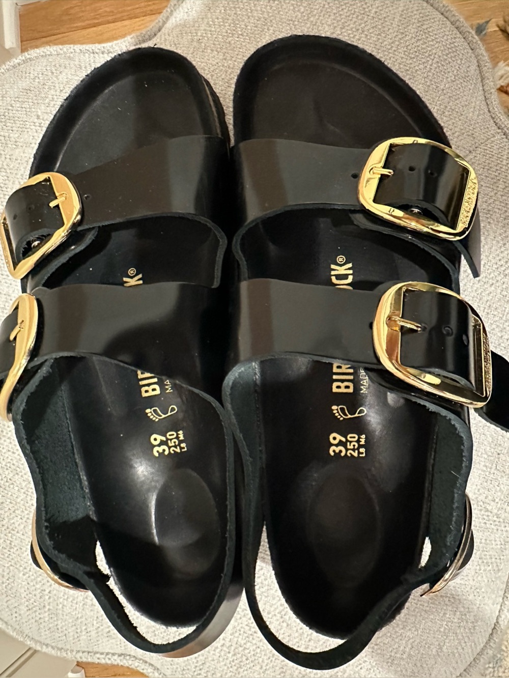 NWT Birkenstock size 39 Milano Big Buckle high shine black sandals - Picture 6 of 13
